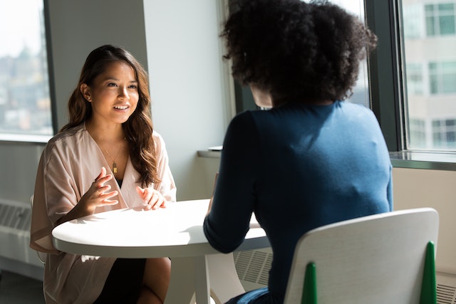 texas-landlord-tenant-law-two-feminine-people-talking-conversation