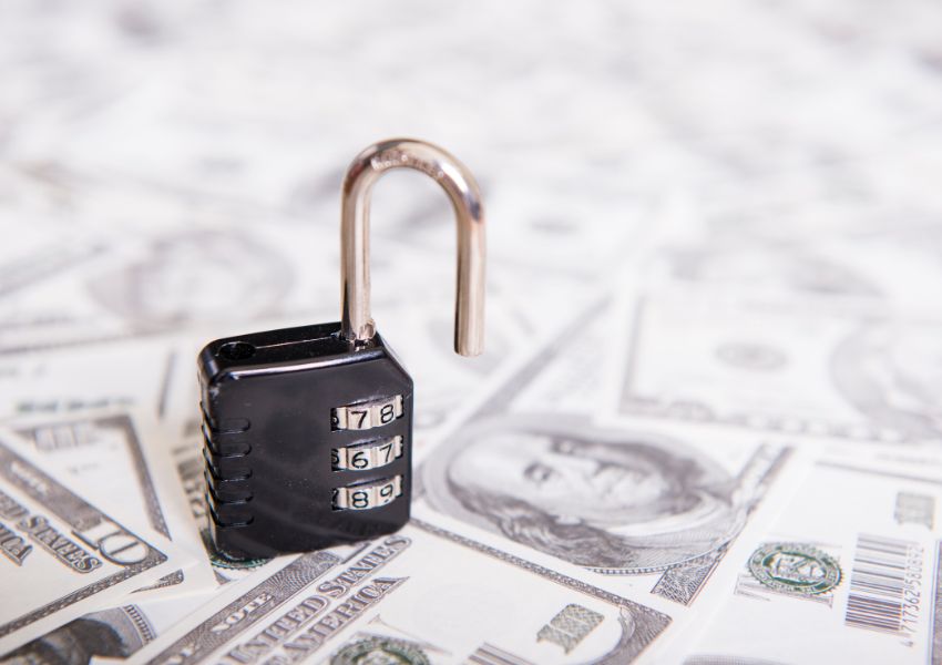 padlock-and-money